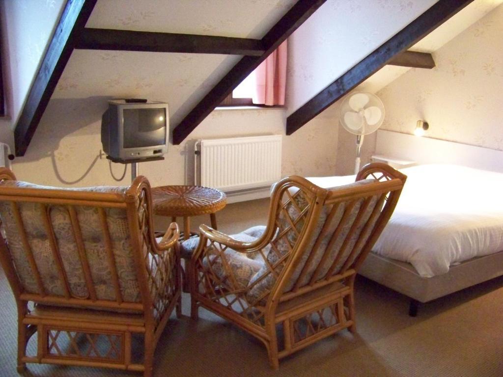 Auberge Le Vieux Moulin 布永 客房 照片